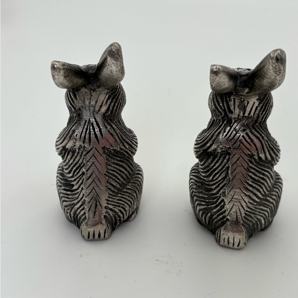 Vintage Pewter Bunny/Rabbit Salt and Pepper Shakers - Picture 5 of 11